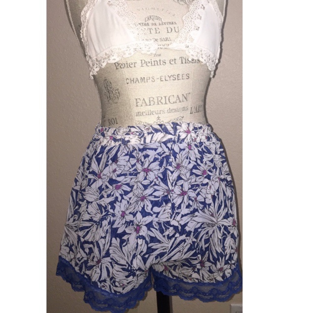 Blue & White Flower Patterned Fabric Shorts
